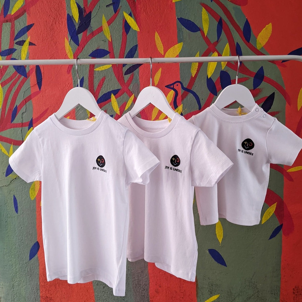 T-shirt 'joy is unisex' brodé - enfant